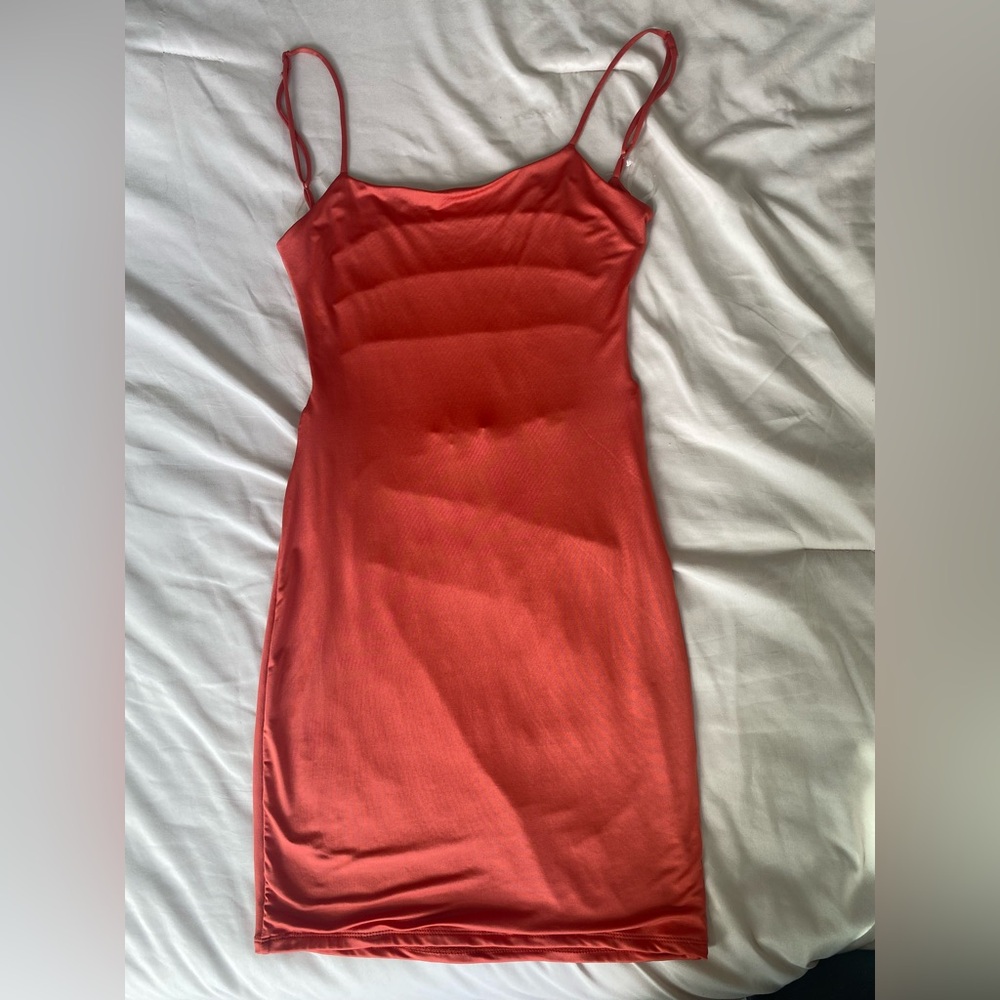 Sleek Coral Strappy Backless Dress Size M